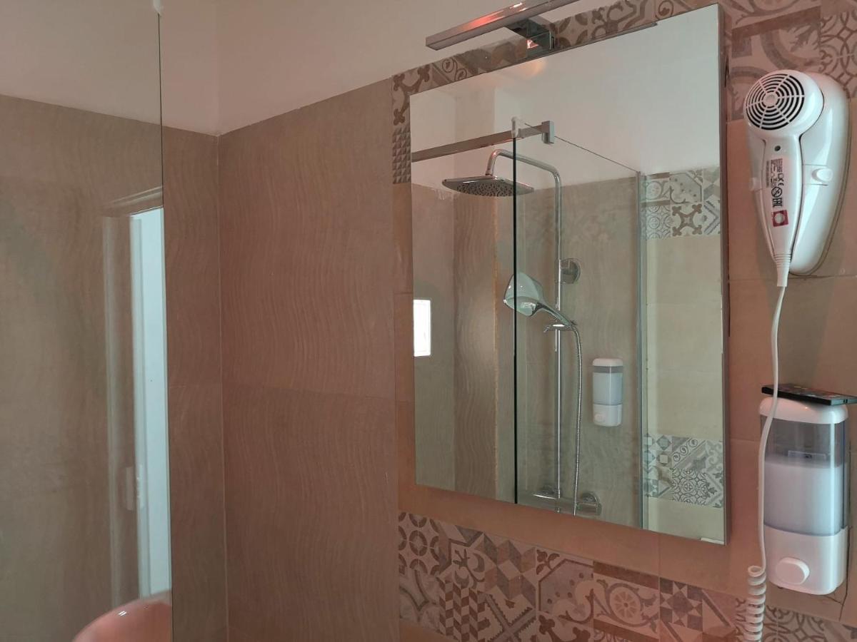 Il Faro 17 Bed and Breakfast Tarente Buitenkant foto