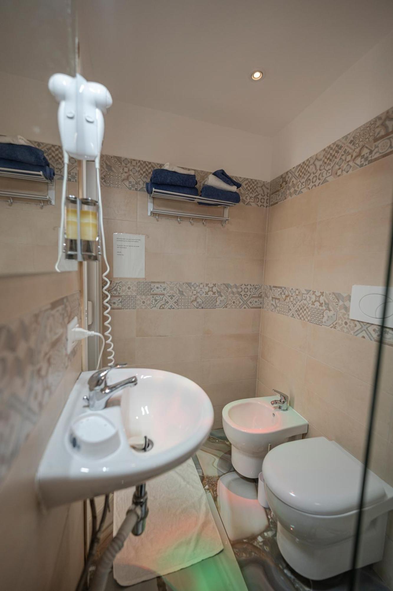 Il Faro 17 Bed and Breakfast Tarente Buitenkant foto